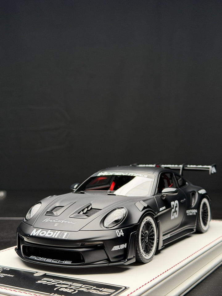 Porsche 911 GT3 RS (Matt Black) [Davis & Giovanni] 1:18 scale