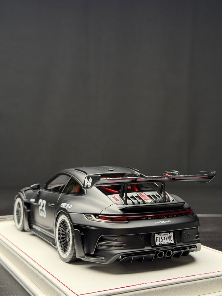 Porsche 911 GT3 RS (Matt Black) [Davis & Giovanni] 1:18 scale