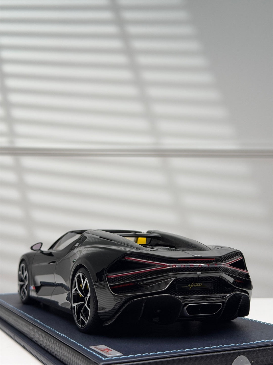 Bugatti Mistral (Black) [MR Collection] 1/18 scale