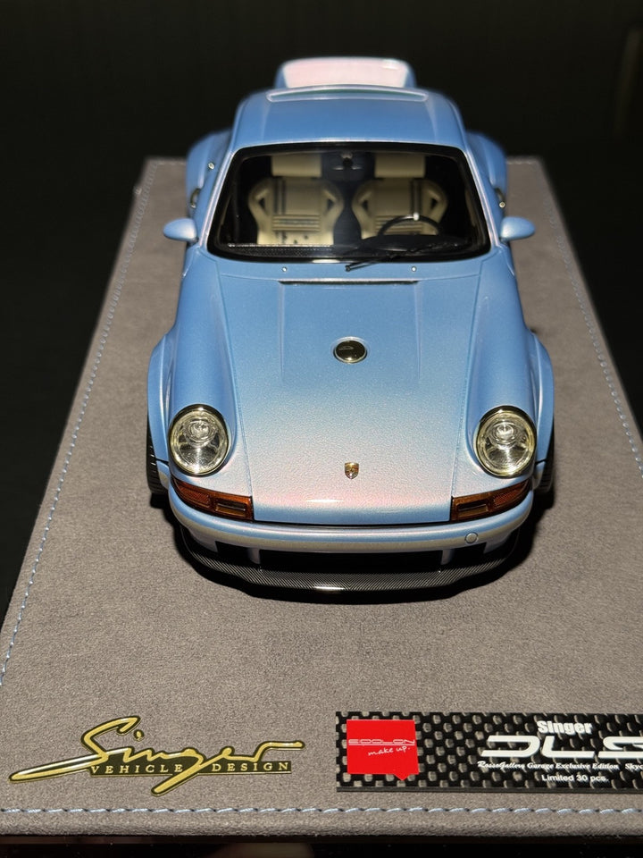 Porsche 911 Singer DLS (Sky Cyan Exclusive Edition) [Make up Eidolon] 1/18 scale
