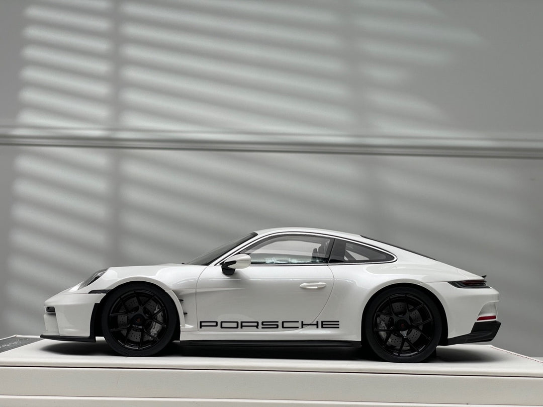 Porsche 911 S/T (White/ Black Rims) [Ivy Merit Model] 1/18 scale