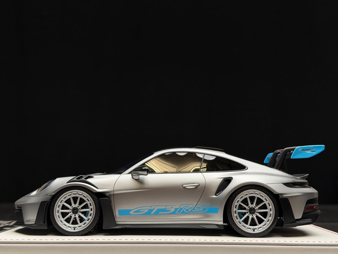Porsche 911 GT3 RS (Silver/ Blue Accents) [Davis & Giovanni] 1:18 scale