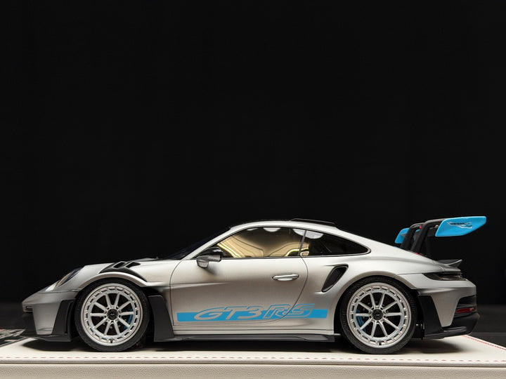 Porsche 911 GT3 RS (Silver/ Blue Accents) [Davis & Giovanni] 1:18 scale