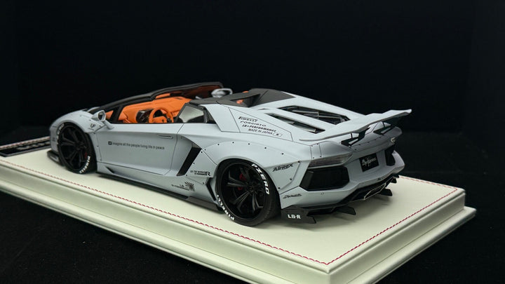 Lamborghini Aventador Roadster LBWK (Matte Gray) [Davis & Giovanni] 1:18 1 OF 1