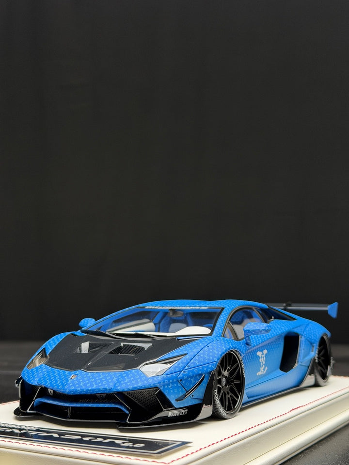 Lamborghini Aventador 2.0 LBWK (Blue LV Monogram) [Davis & Giovanni] 1/18 scale