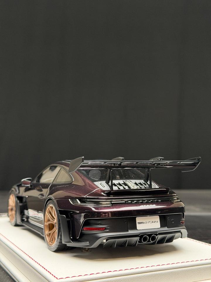 Porsche 911 GT3 RS (Amethyst Purple) [Davis & Giovanni] 1:18 scale