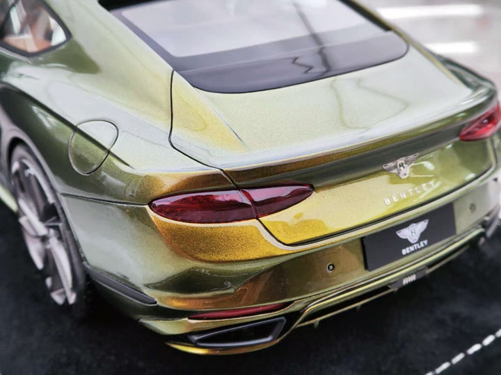 Bentley Continental GTS (Chameleon Gold) [Henson&Heaven] 1/18 scale