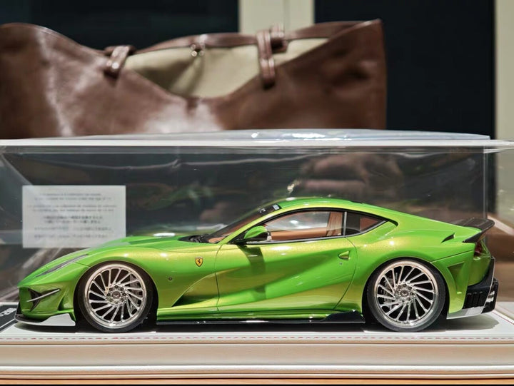 Ferrari 812 Superfast SVR (Metallic Green) [Davis & Giovanni] 1/18 scale