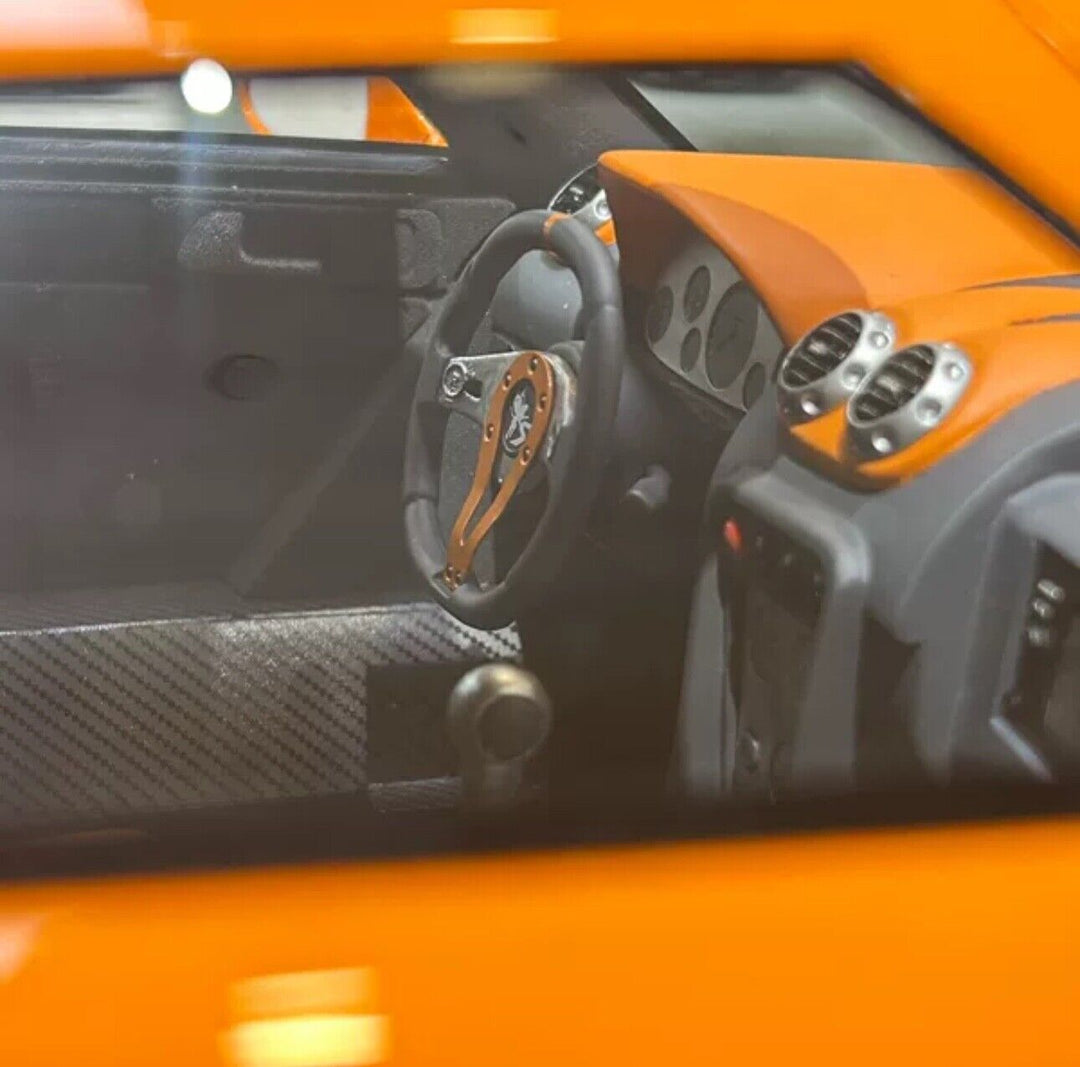 Gumpert Apollo (Orange) [Custom] 1/8 scale