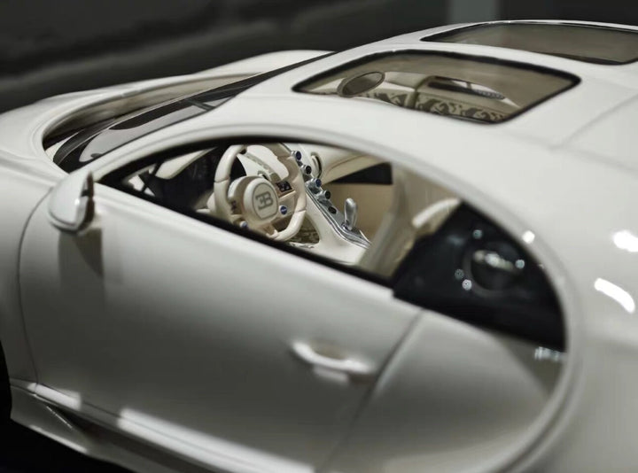 Bugatti Chiron Sport (Hermes) [Henson&Heaven] 1/18 scale