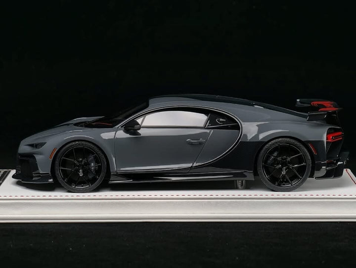 Bugatti Chiron Pur Sport (Dark Gray) [Davis & Giovanni] 1:18 scale