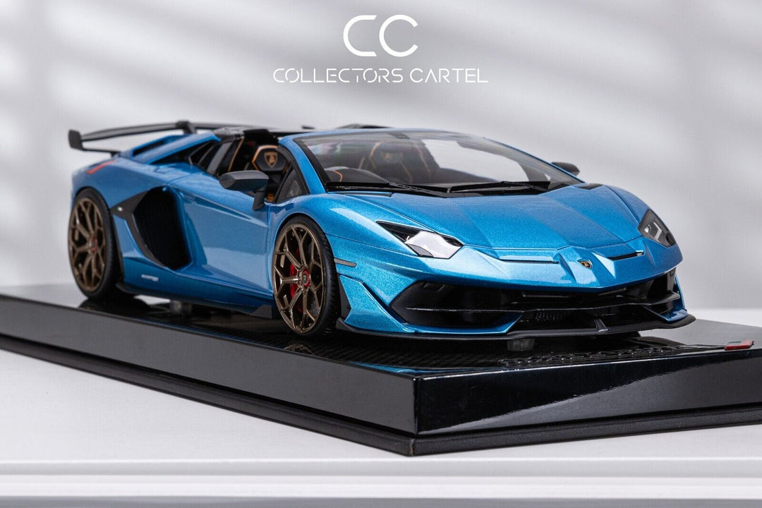 Lamborghini Aventador SVJ Roadster (Metallic Blue) [MR Collections] 1/18 scale