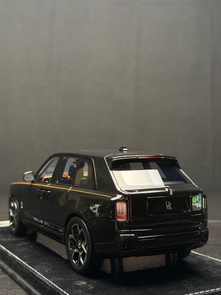 Rolls-Royce Cullinan Series II (Diamond Black) [H&H] 1/18 scale