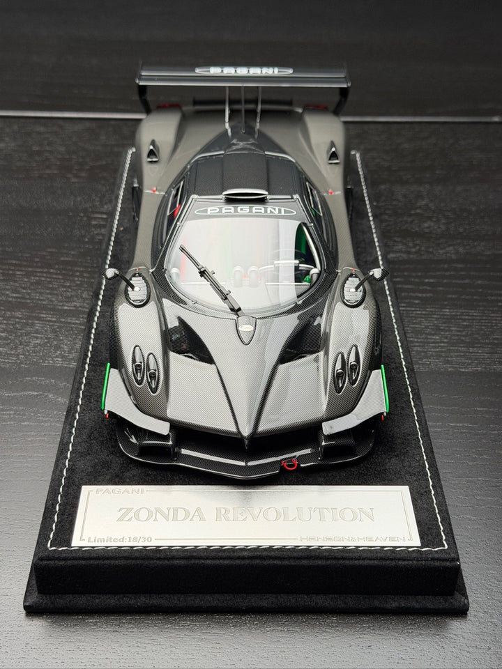 Pagani Zonda Revolution (Carbon Fiber) [Henson&Heaven] 1/18 scale