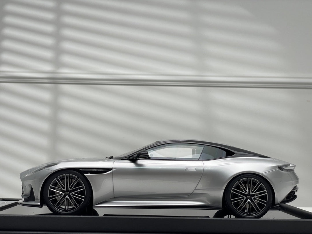 Aston Martin DB12 Coupe (Silver) [Motorhelix] 1/18 scale