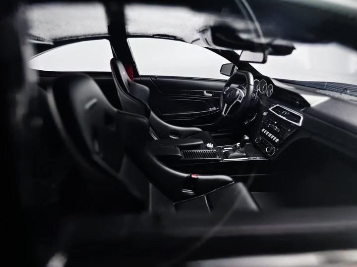 Mercedes-Benz AMG C63 Black Series (Black) [Vehicle Art] 1/18 scale