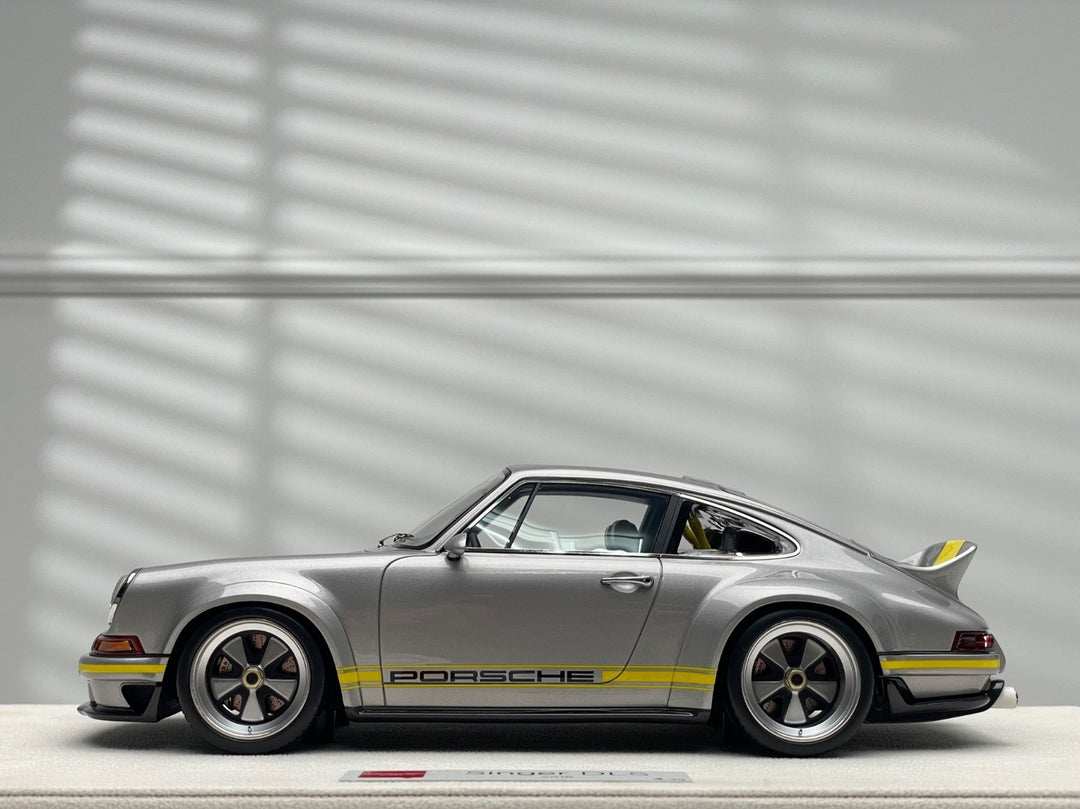 Porsche 911 Singer DLS (Silver/ Yellow Stripe) [Make up Eidolon] 1/18 scale