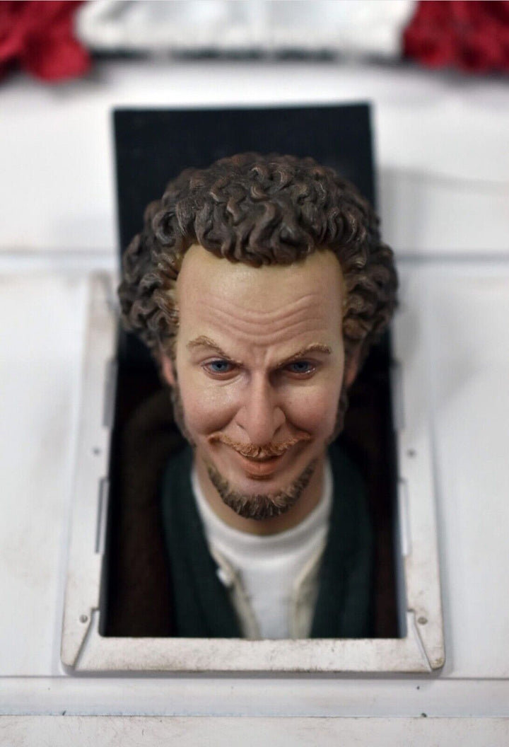 Home Alone (Wet Bandits) - By: Cheung Kinmen [ 1:6 Scale Full Set + Diorama]RARE
