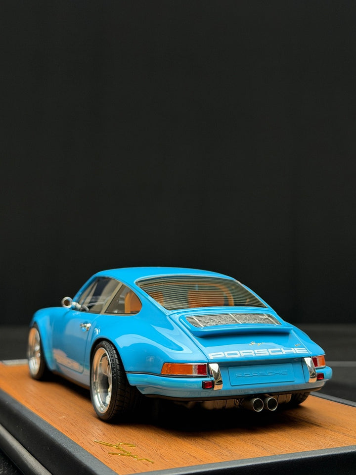 Porsche 911 Singer (Blue) [Timothy & Pierre] 1/18 scale