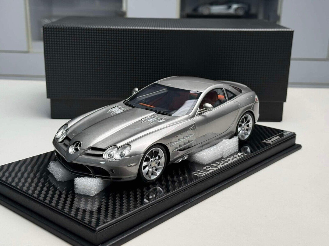 Mercedes-Benz SLR Mclaren (Silver) [FrontiArt] 1/18 scale