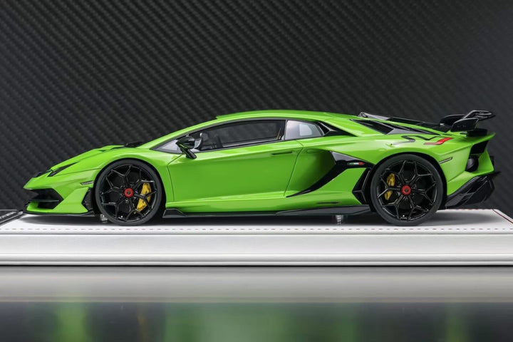 Lamborghini Aventador SVJ NOVITEC (Green) [Davis & Giovanni] 1:18 scale