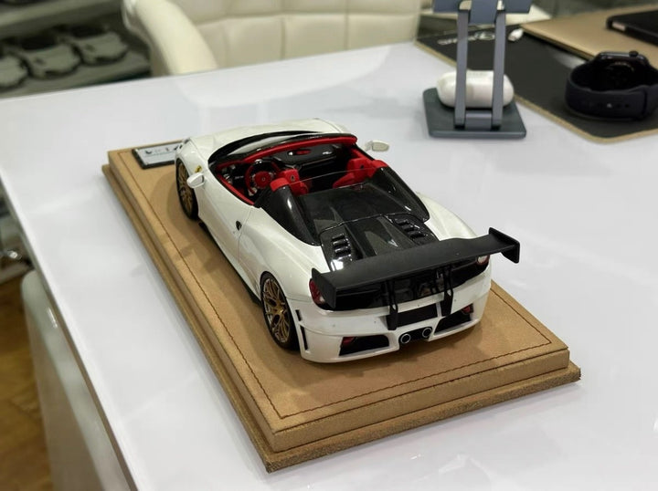 Ferrari 458 Spider SVR (Metallic White) [Veloce] 1:18 scale