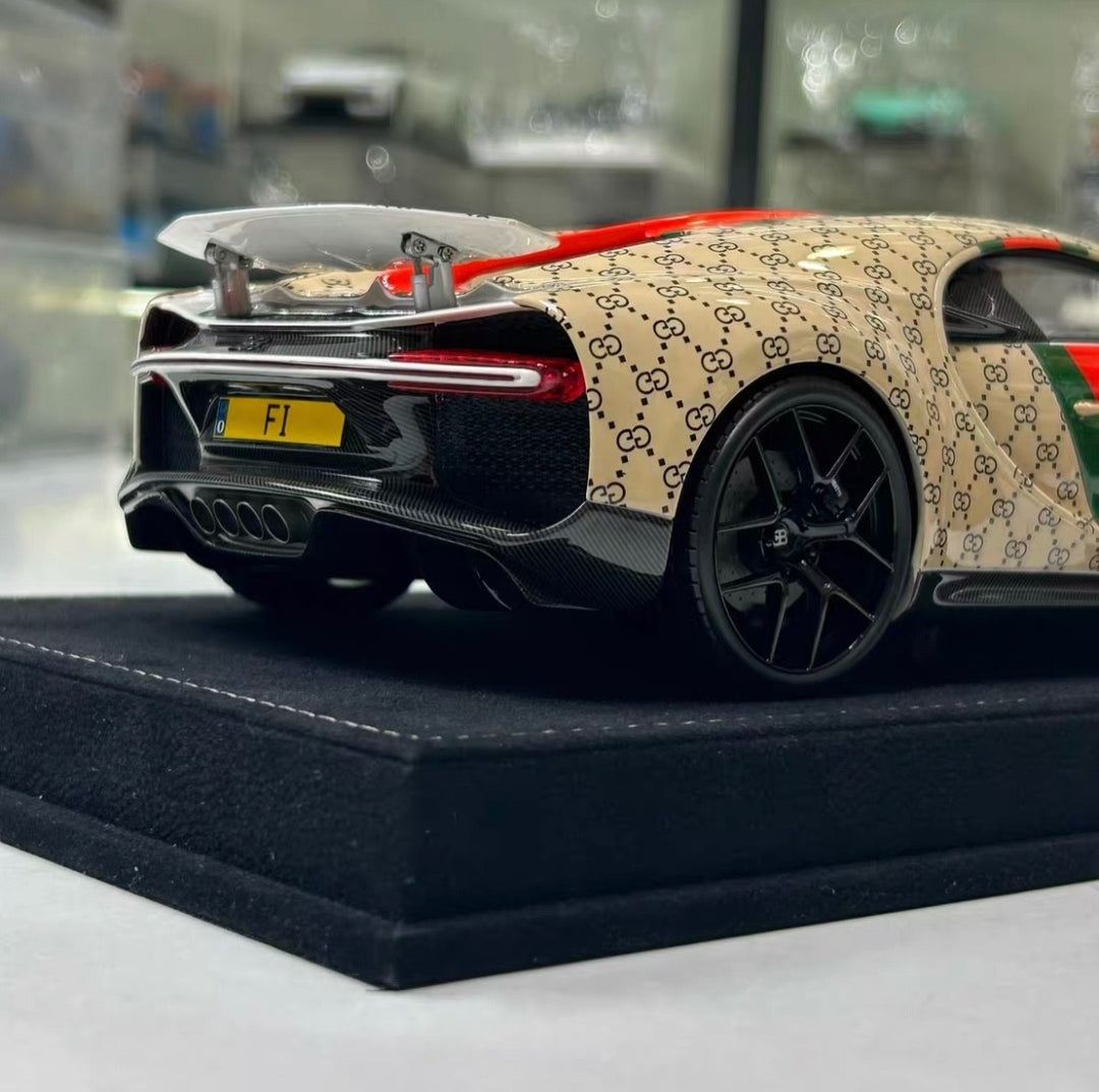 Bugatti Chiron Sport (Brown GUCCI Monogram) [Henson&Heaven] 1/18 scale