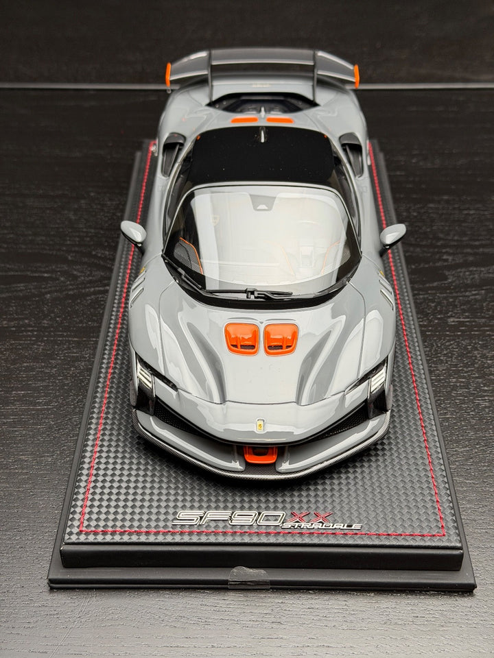 Ferrari SF90XX Spider (Gray) [MR Collection] 1/18 scale