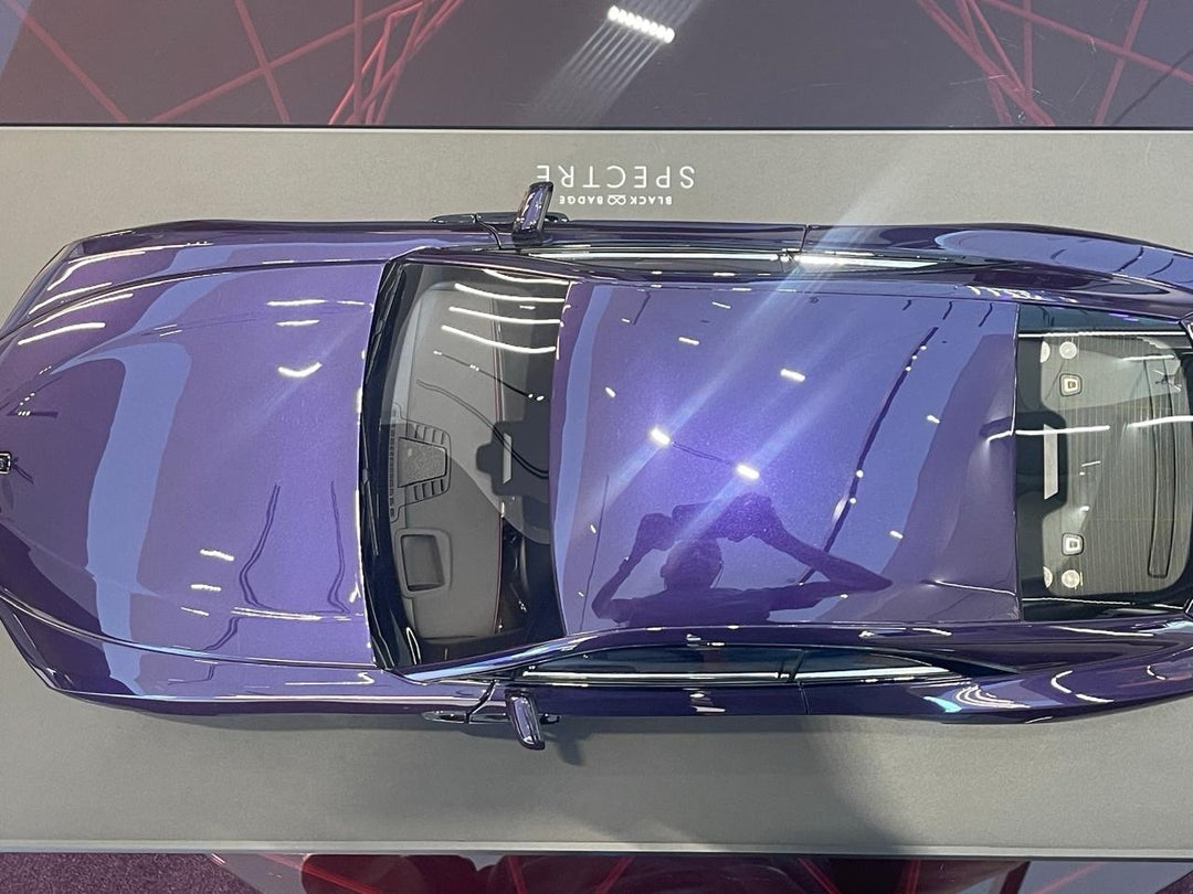 Rolls-Royce Spectre Black Badge [Fully opening + Lights] By: Amalgam 1:8 scale