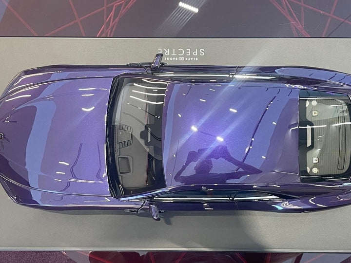 Rolls-Royce Spectre Black Badge [Fully opening + Lights] By: Amalgam 1:8 scale