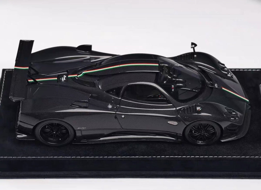 Pagani Zonda Cinque (Full Black Carbon Fiber) [Henson & Heaven] 1/18 scale