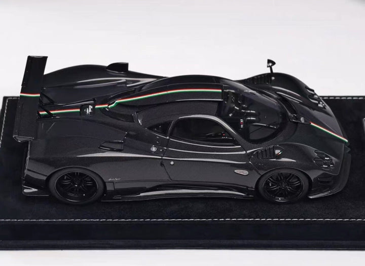 Pagani Zonda Cinque (Full Black Carbon Fiber) [Henson & Heaven] 1/18 scale