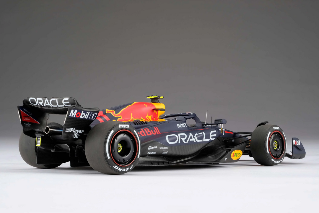 RED BULL RACING RB19 (2023 SEASON LIVERY SERGIO PÉREZ) [Amalgam] 1:18 scale