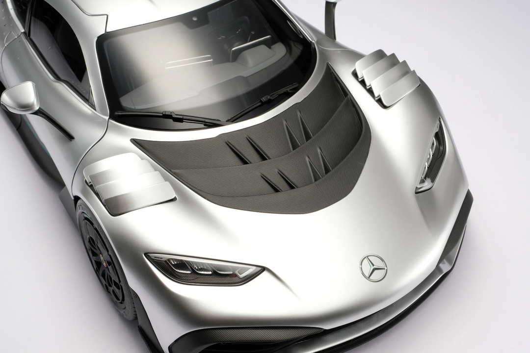 MERCEDES-AMG ONE [Fully opening] By: Amalgam 1:8 scale