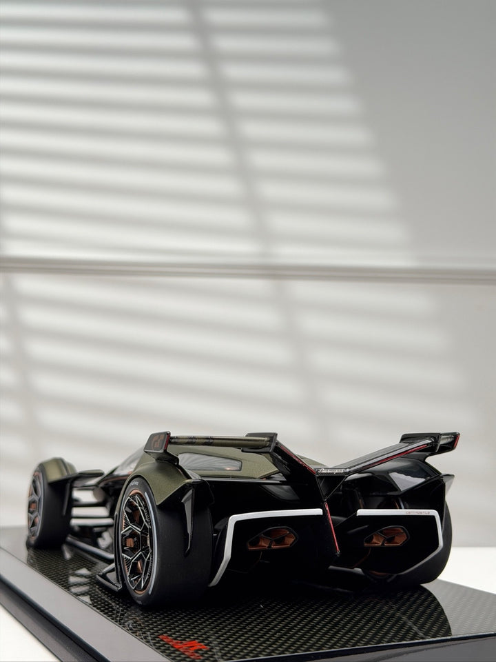 Lamborghini V12 Vision Gran Turismo [MR Collection] 1/18 scale