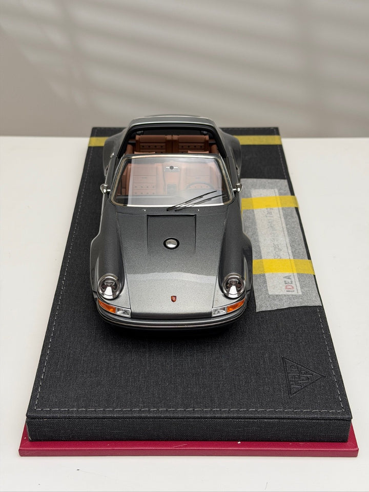 Porsche 911 Targa Singer (Dark Gray) [Make up IDEA] 1/18 scale