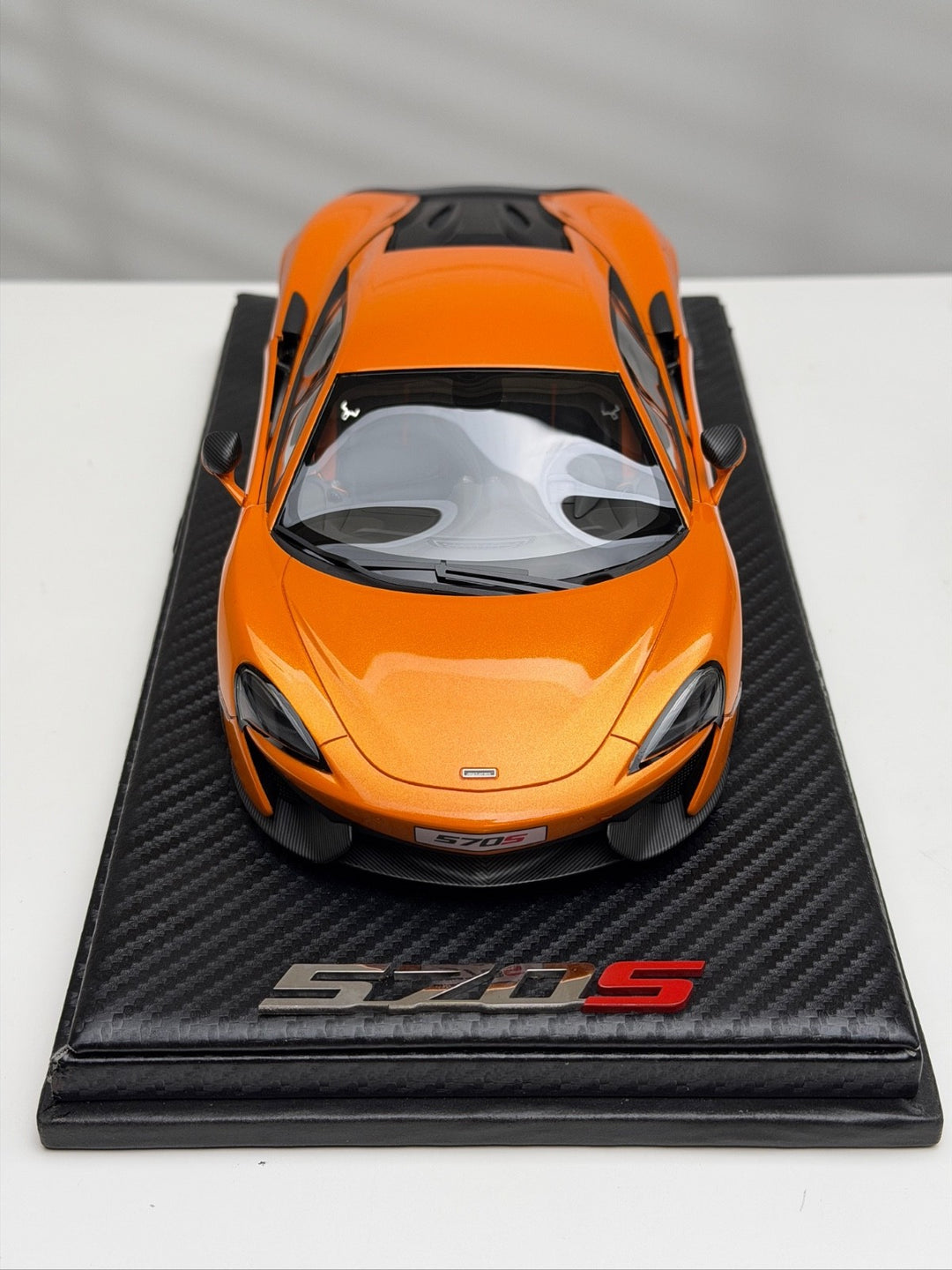 McLaren 570s (Orange) [Tecnomodel] 1/18 scale
