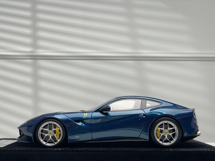 Ferrari F12 Berlinetta (Metallic Blue) [Henson&Heaven] 1/18 scale