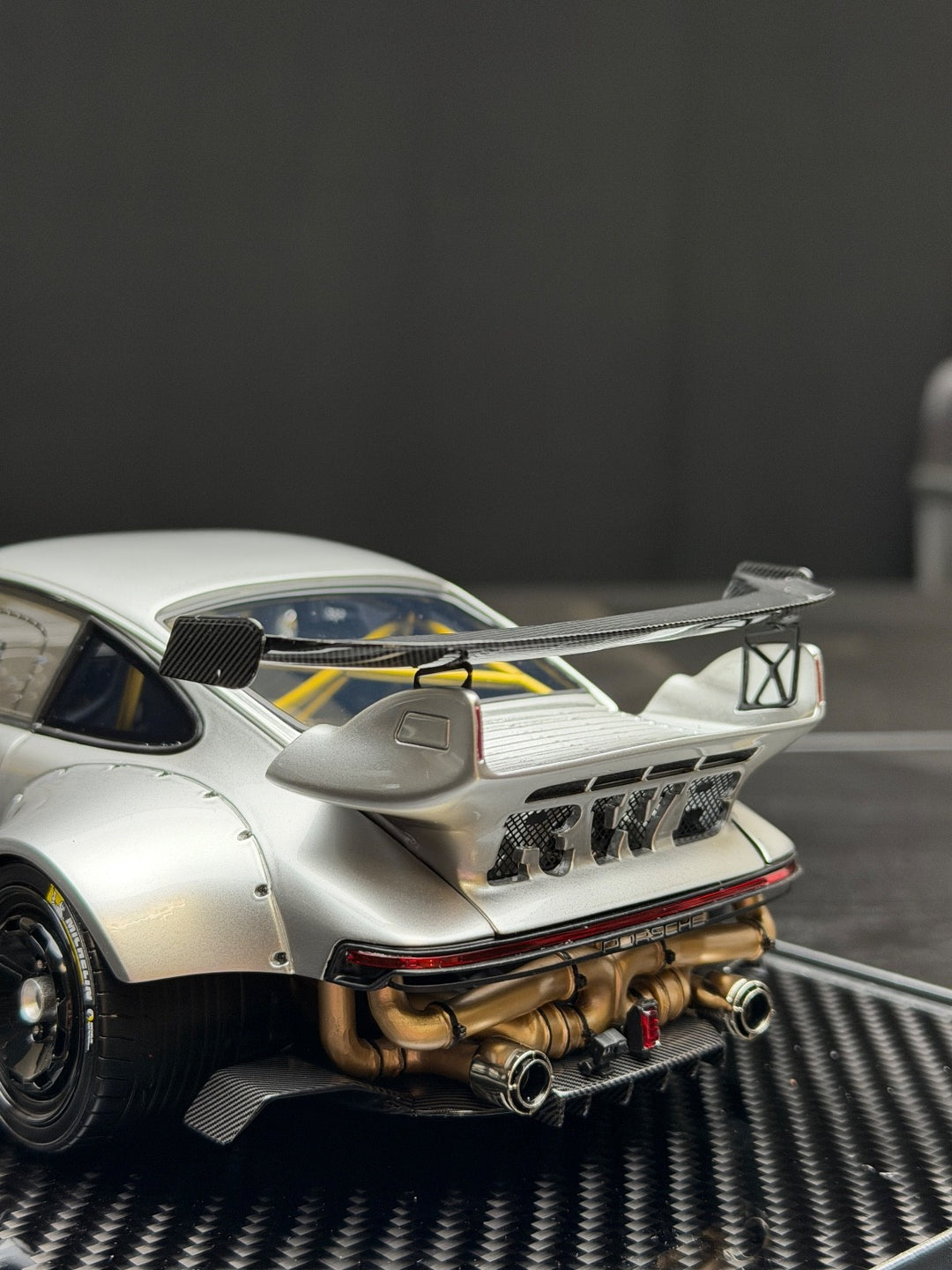 Porsche Carrera RWB 964 Modified Version (Silver) [MCM] 1/18 scale