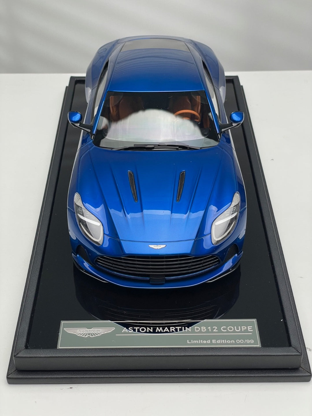 Aston Martin DB12 Coupe (Blue) [Motorhelix] 1/18 scale