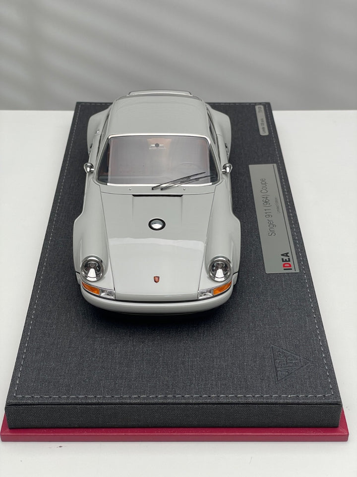 Porsche 911 Singer Coupe (Light Gray) [Make Up IDEA] 1/18 scale