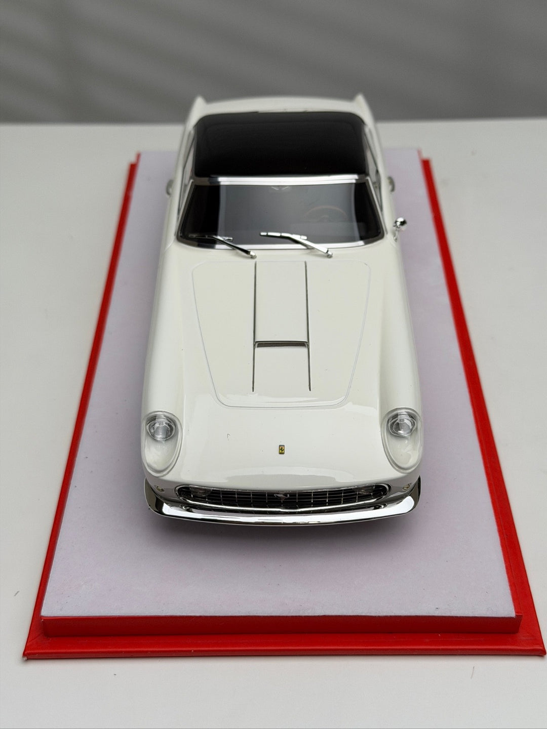 1956 Ferrari 410 Superamerica (White) [Hand Build Model] 1/18 scale