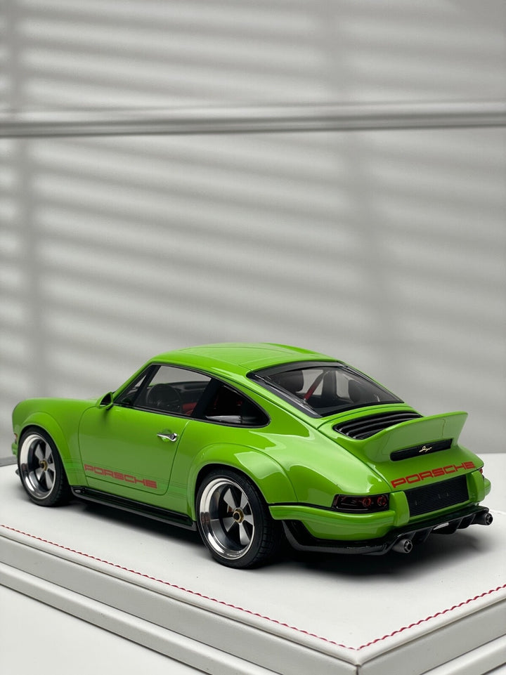 Porsche 911 Singer DLS (Green) [IVY Merit Model] 1/18 scale