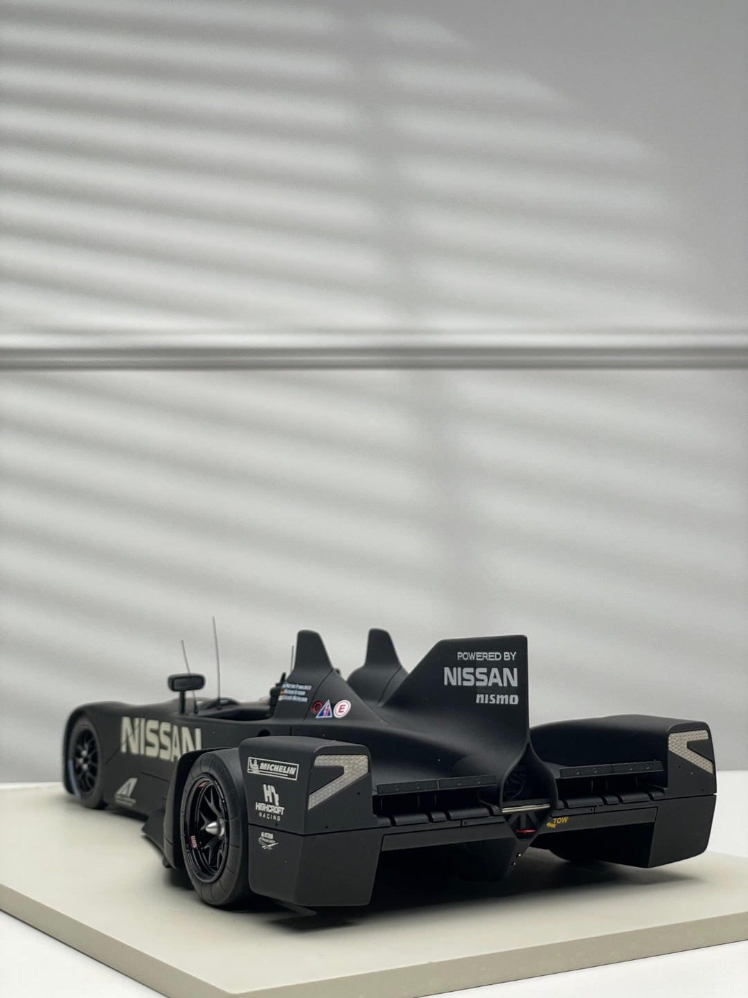 Nissan Deltawing (Black) [Spark] 1:18 scale