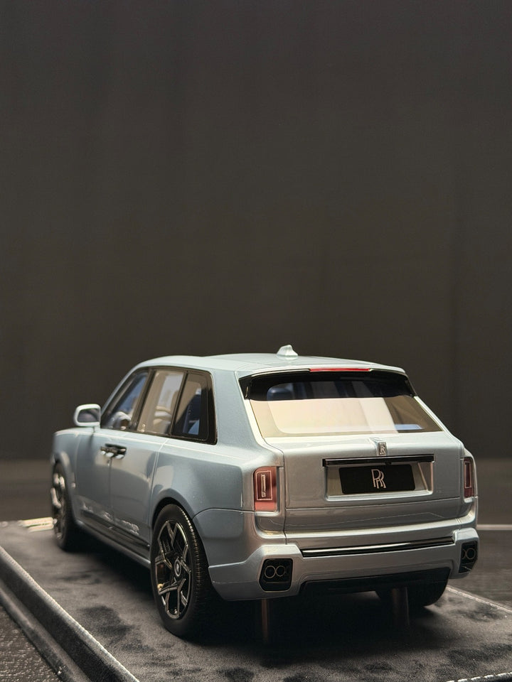 Rolls-Royce Cullinan Series II Black Badge (Sky Blue) [H&H] 1/18 scale