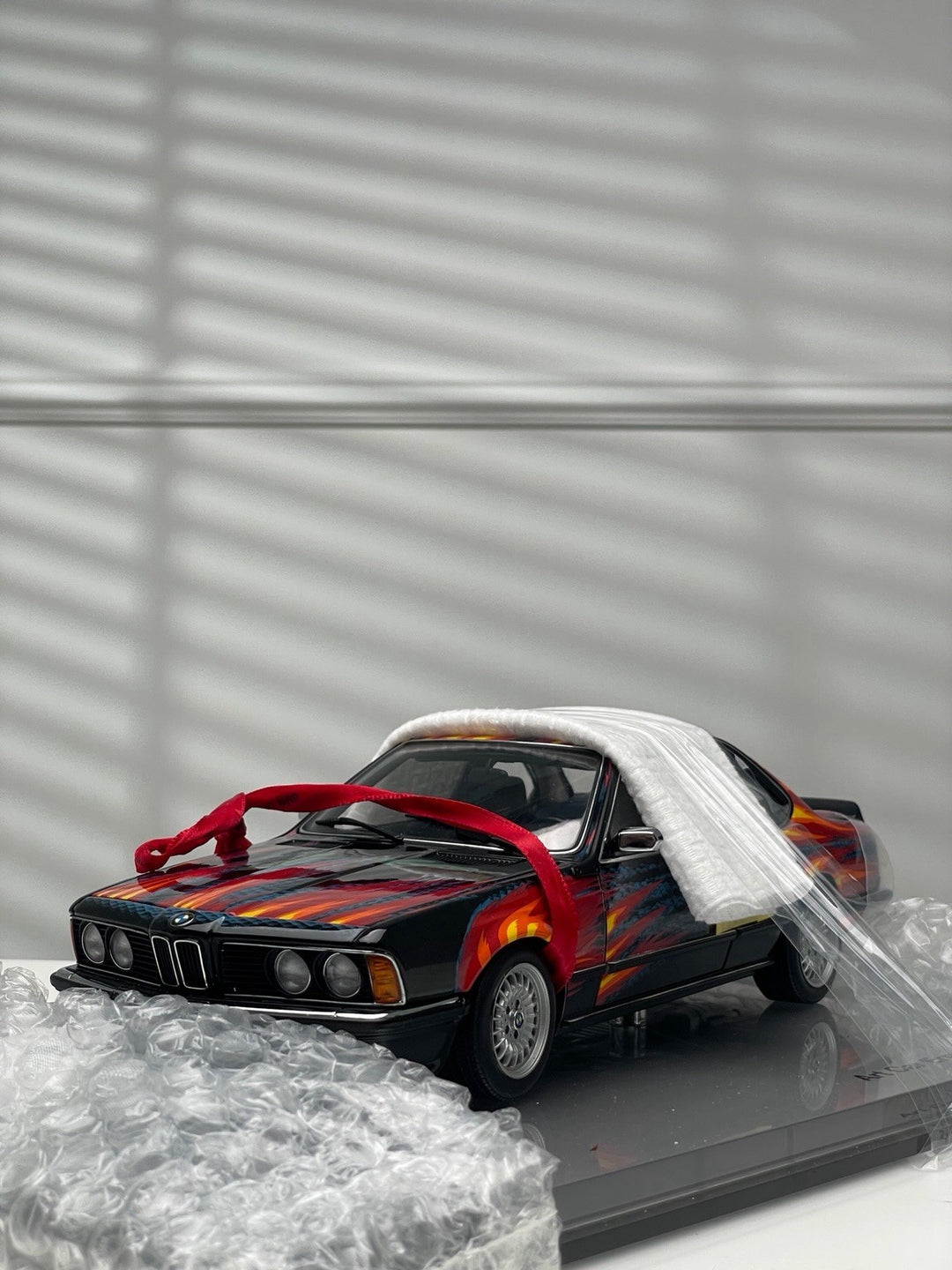 BMW 635CSI (Ernst Fuchs - Art Car) [MINICHAMPS] 1/18 scale