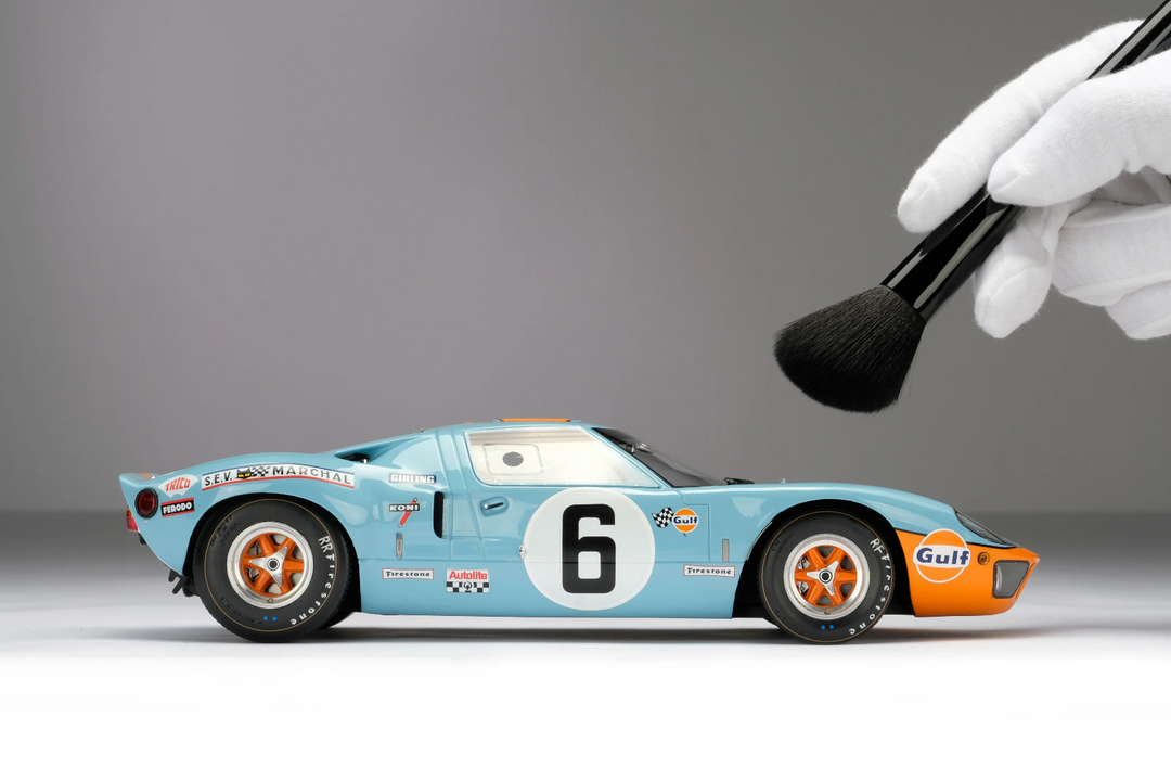 FORD GT40 (1969 LE MANS WINNER) [Amalgam] 1:18 scale