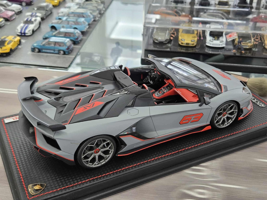 Lamborghini Aventador SVJ Roadster (Matte Gray/ #63) [MR Collection] 1/18 scale