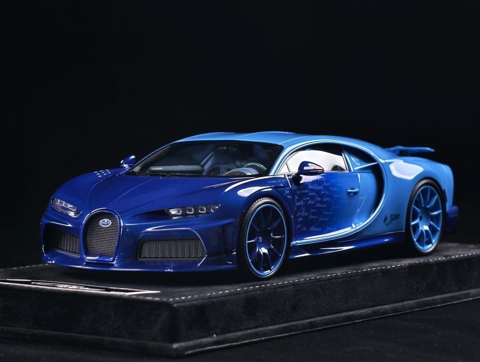 Bugatti Chiron Super Sport (L'Ultime) [Henson&Heaven] 1/18 scale