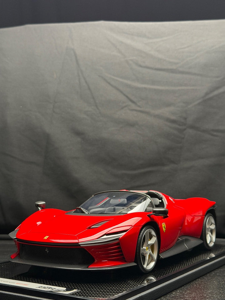 Ferrari Daytona SP3 (Rosso Corsa) [BBR] 1:12 scale